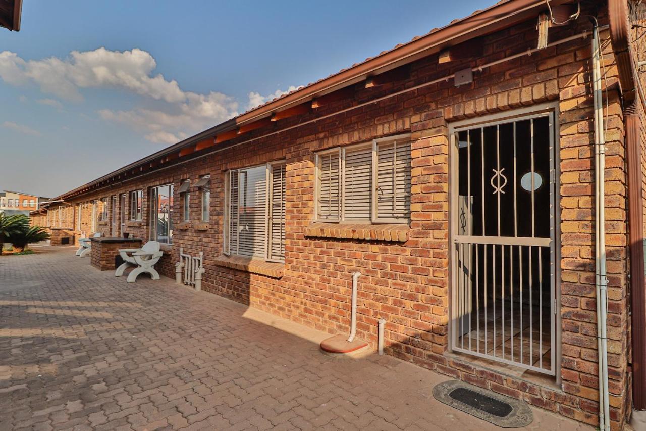 Rudman Townhouses Self-Catering Accommodation Boksburg Εξωτερικό φωτογραφία