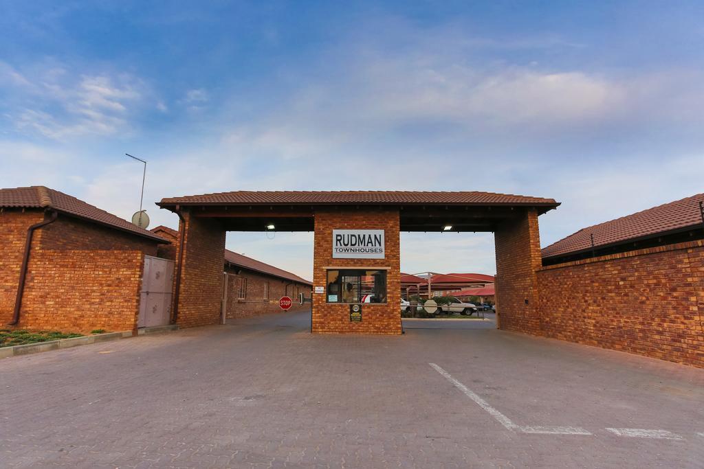 Rudman Townhouses Self-Catering Accommodation Boksburg Εξωτερικό φωτογραφία
